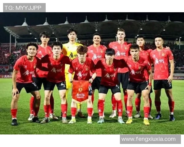 广州足球队比赛经验的创新与变革引发热议与关注 广州足球队比赛经验的创新与变革引发热议与关注