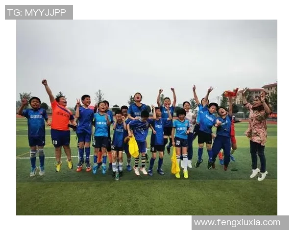 足球明星为何钟情于孤勇者的精神与魅力探讨 足球明星为何钟情于孤勇者的精神与魅力探讨